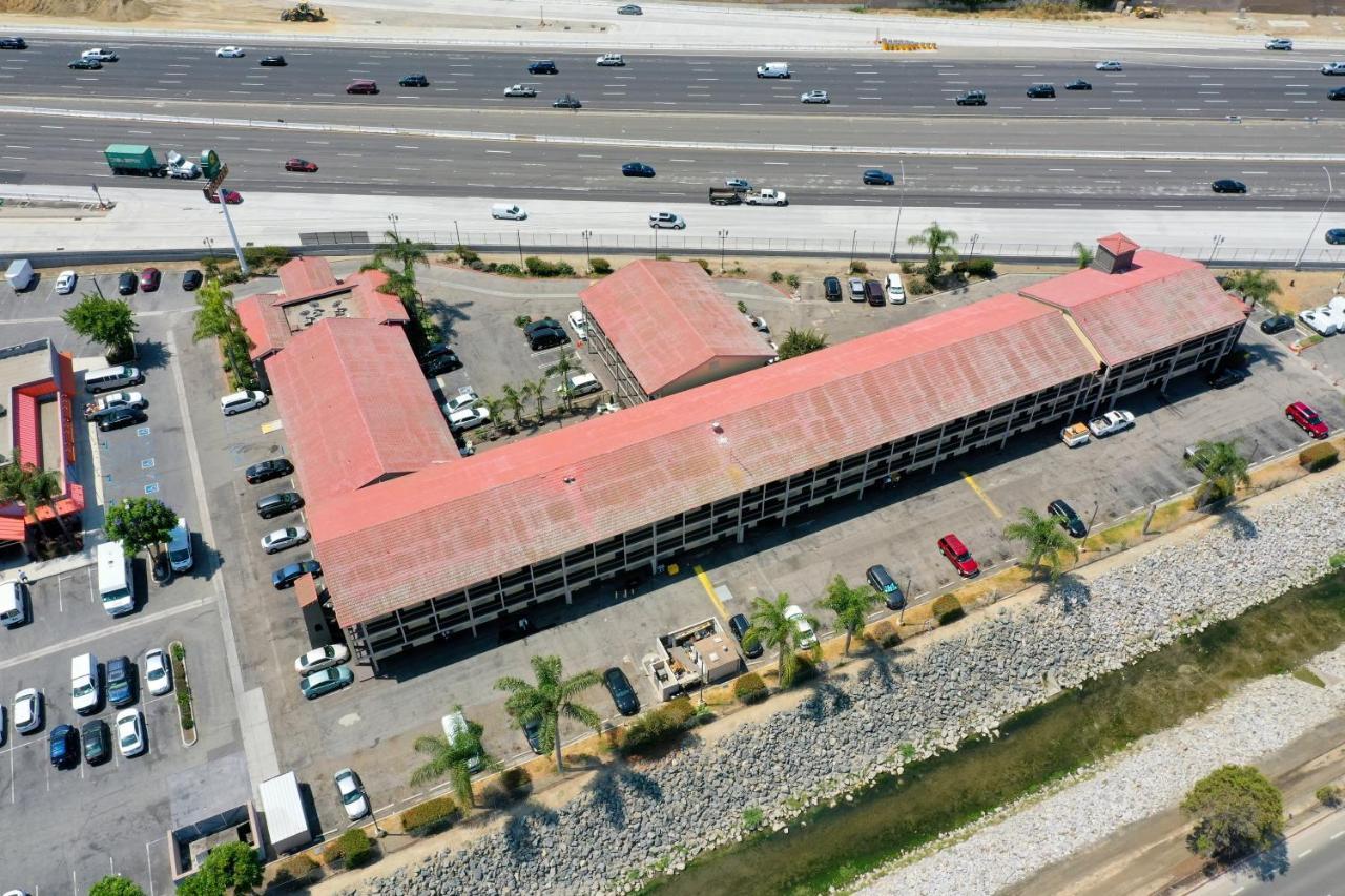 La Quinta Inn By Wyndham Costa Mesa Orange County Eksteriør bilde
