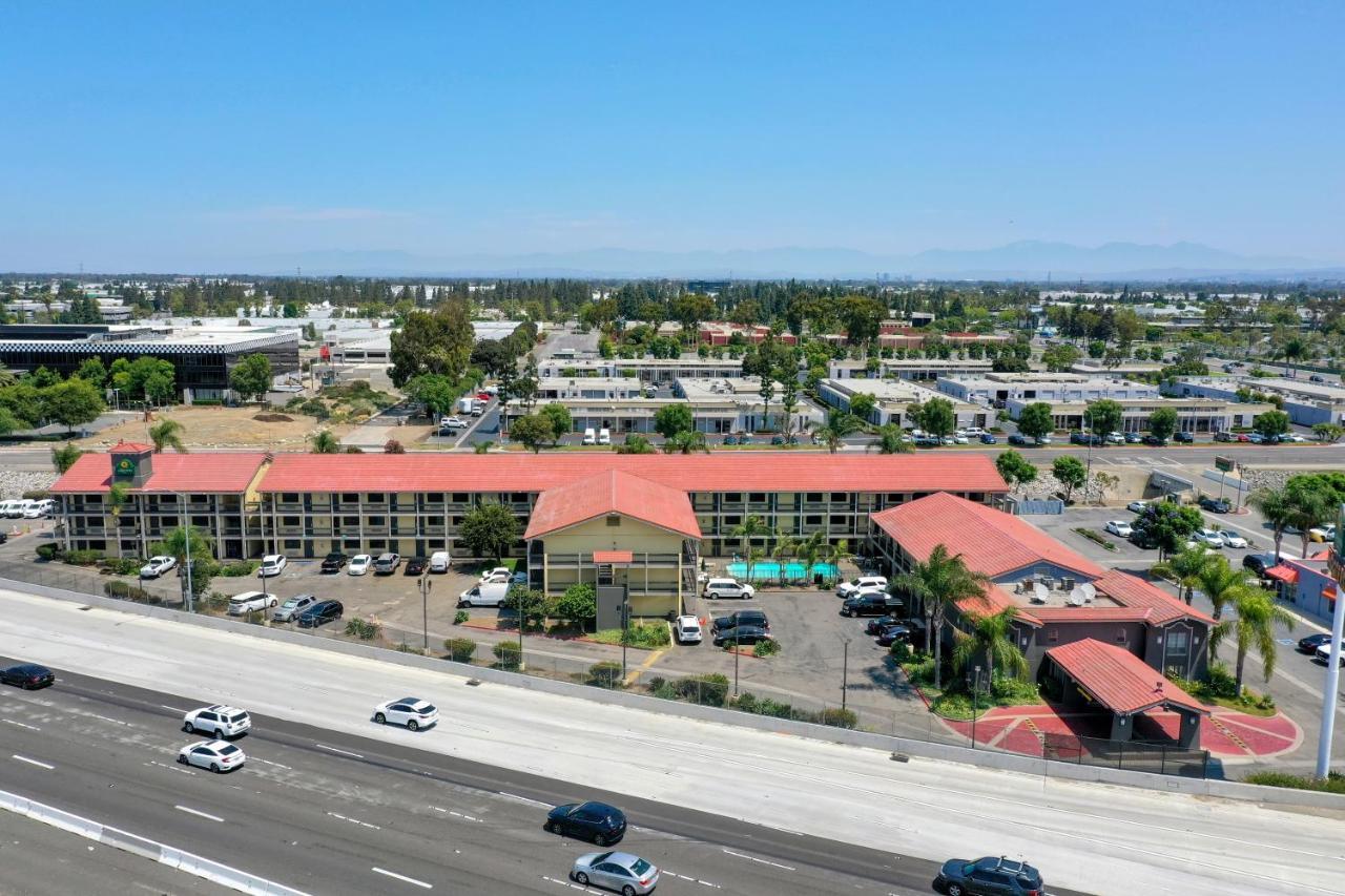 La Quinta Inn By Wyndham Costa Mesa Orange County Eksteriør bilde