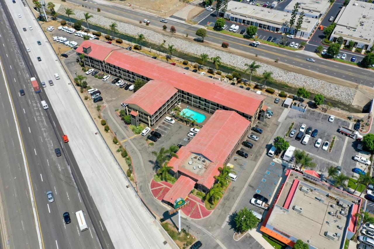La Quinta Inn By Wyndham Costa Mesa Orange County Eksteriør bilde