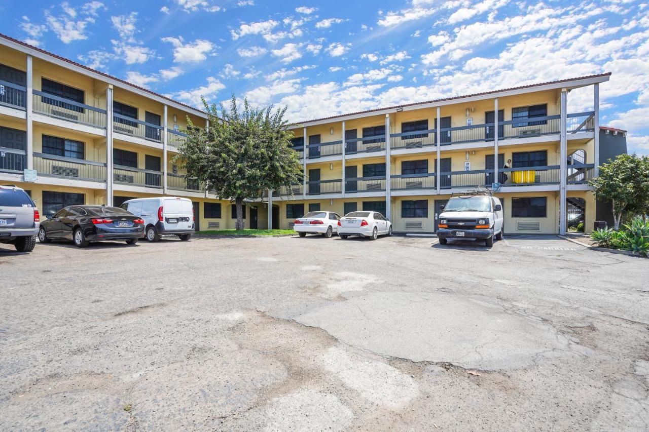 La Quinta Inn By Wyndham Costa Mesa Orange County Eksteriør bilde