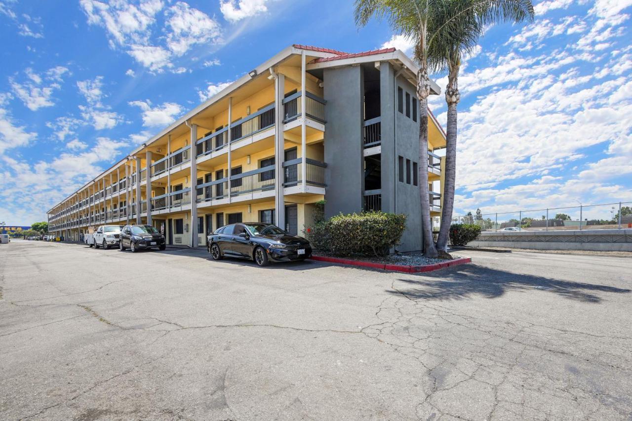 La Quinta Inn By Wyndham Costa Mesa Orange County Eksteriør bilde