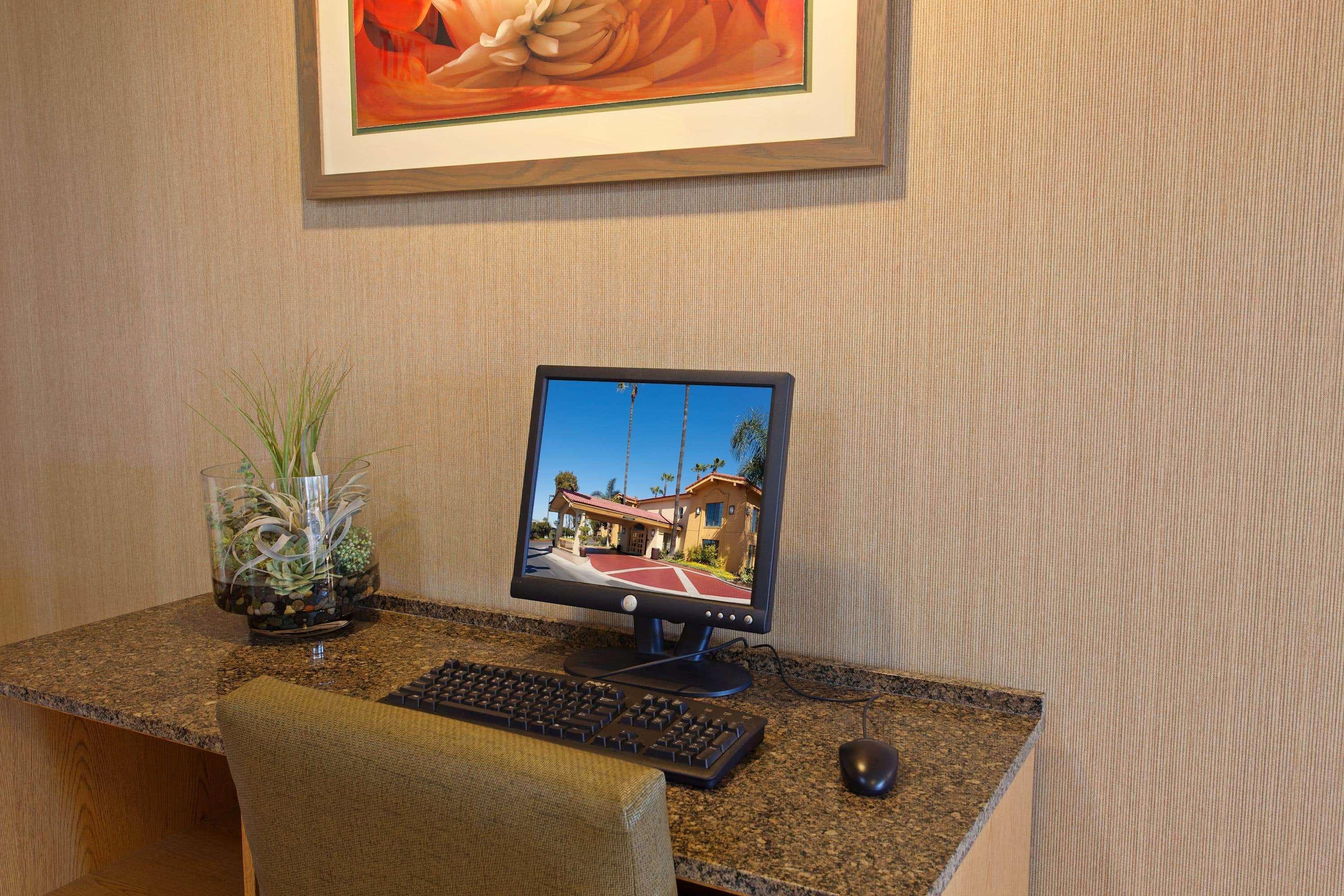 La Quinta Inn By Wyndham Costa Mesa Orange County Eksteriør bilde